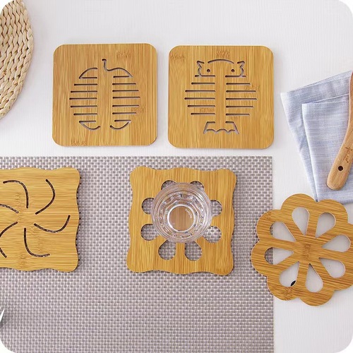 Creative wooden dining table insulation mat water cup mat cartoon dining table anti-slip mat cute creative dining table insulation mat