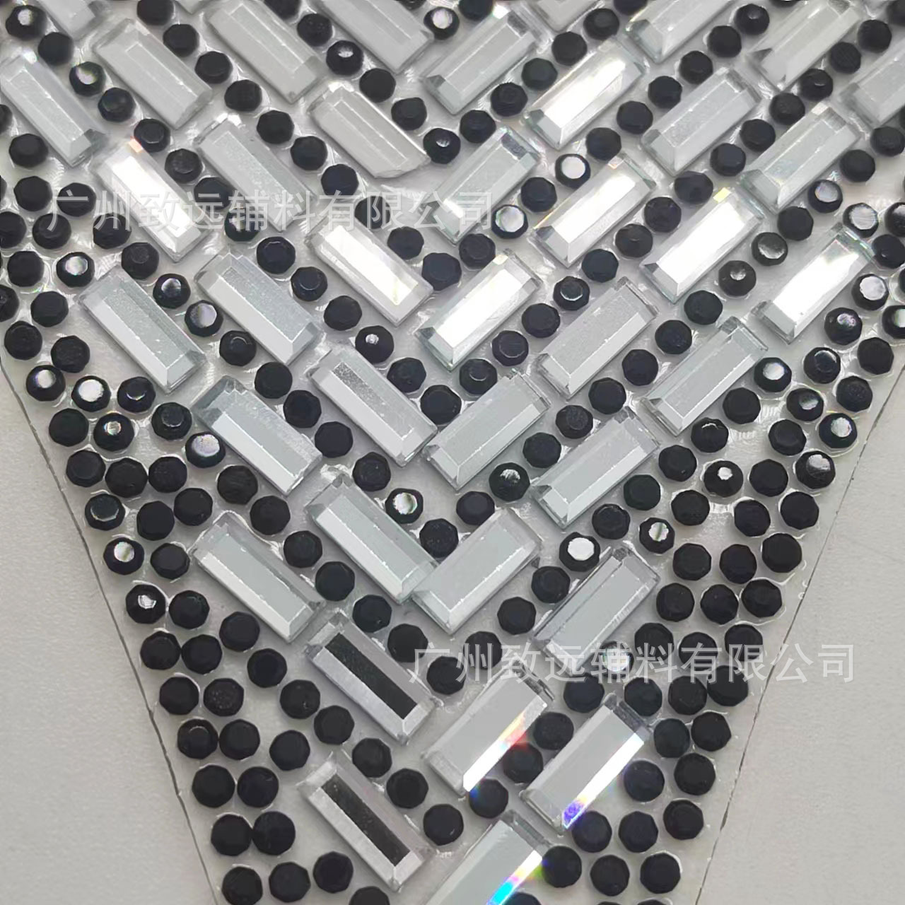 Nuevos materiales adhesivos transfronterizos para zapatos, sombreros, accesorios, materiales de diamantes de imitación, cuellos de ropa, bolsos, accesorios para zapatos y sombreros, materiales DIY.