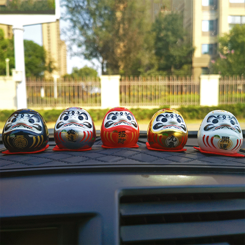 Estilo japonés Damo decoración de cerámica Japonesa Damo huevo suerte Damo pequeño tamaño mini gato afortunado decoración del coche