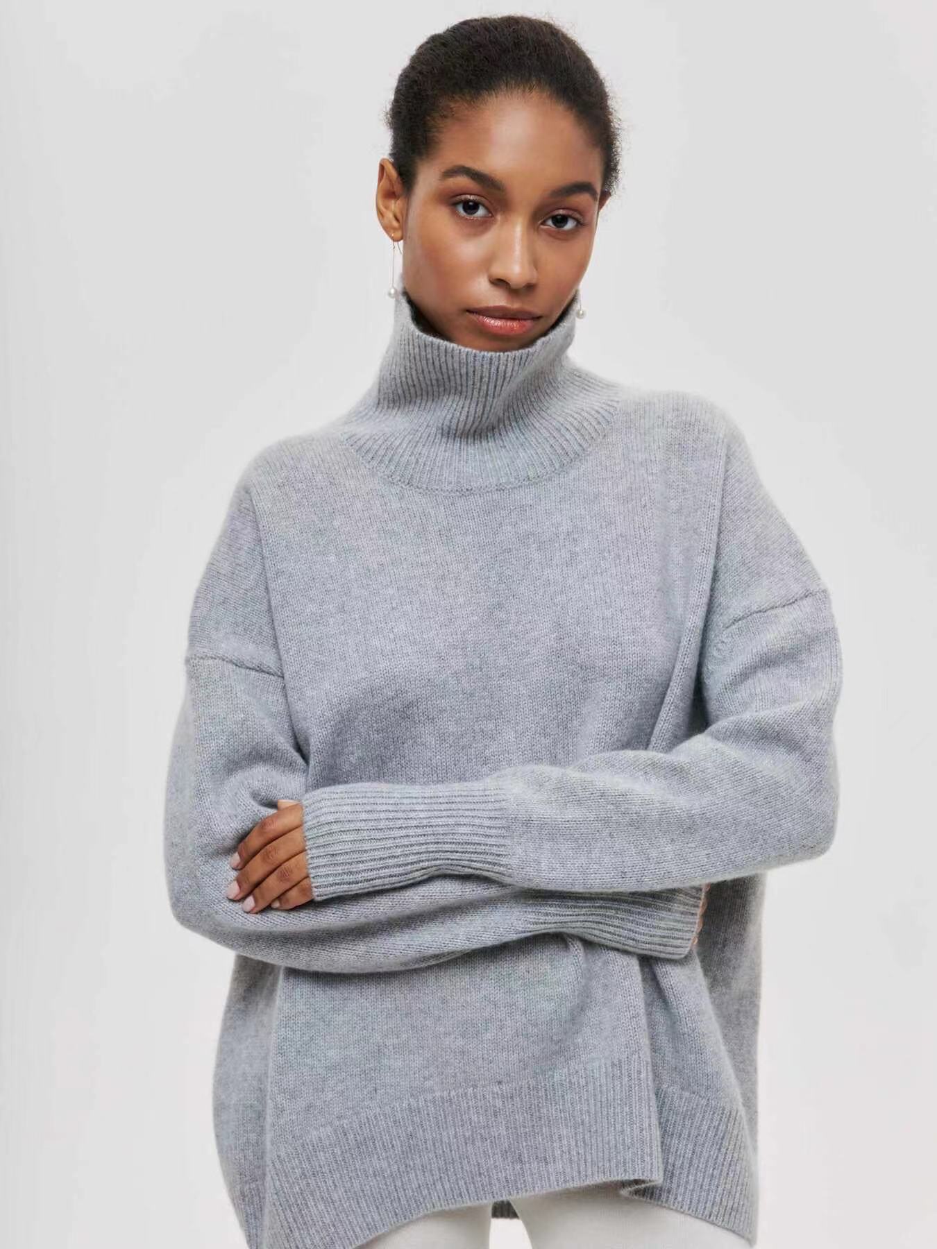 2023 ropa de mujer personalizada nuevo partido europeo y americano suéter suelto popular medio cuello alto Otoño e Invierno suéter