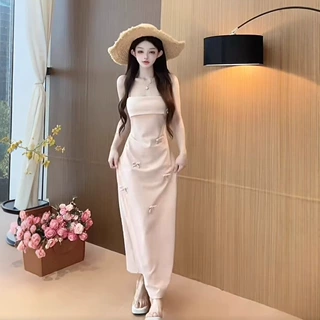 法式气质立体蝴蝶结吊带连衣裙女2025夏季新款高级感收腰显瘦长裙