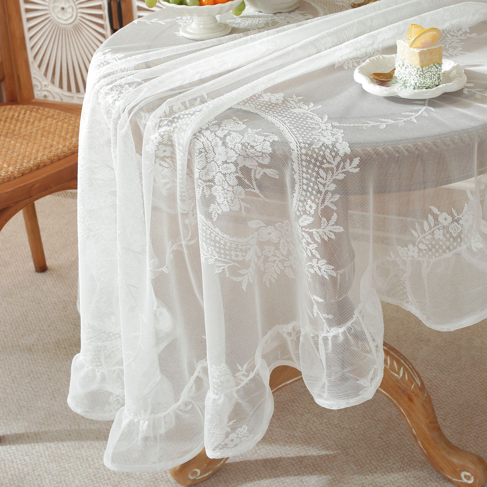 Lace Round Tablecloth, Artistic Ruffled Retro Tablecloth, Hollow Household Anti-Slip Table Mat, High-End Factory Direct Sale