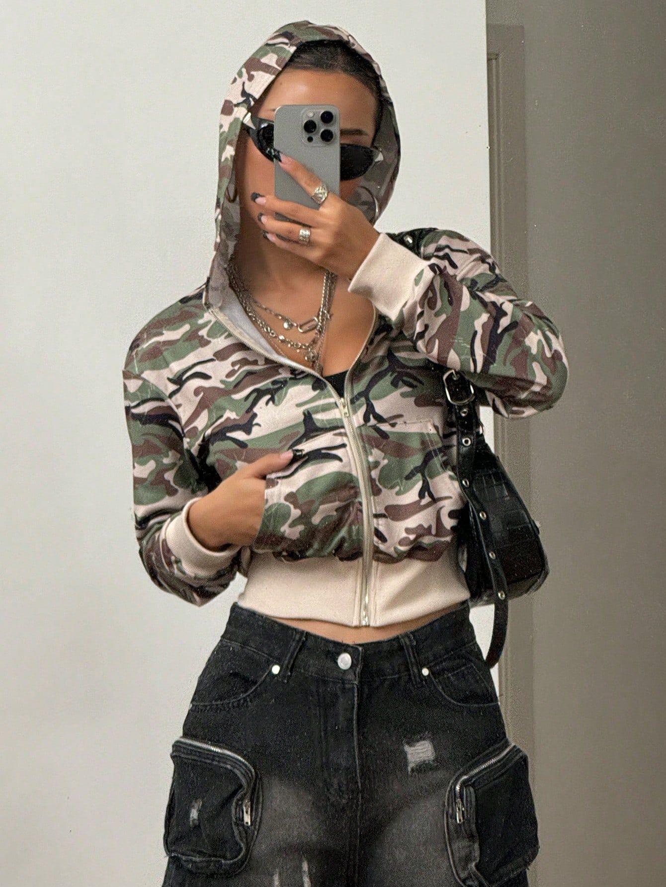 Women's Slim Fit Camo Hooded Zip-Up Jacket - Military Green, Long Sleeve, Stretch Polyester-Spandex Blend, Streetwear & Commuter Style_ecoleips.com