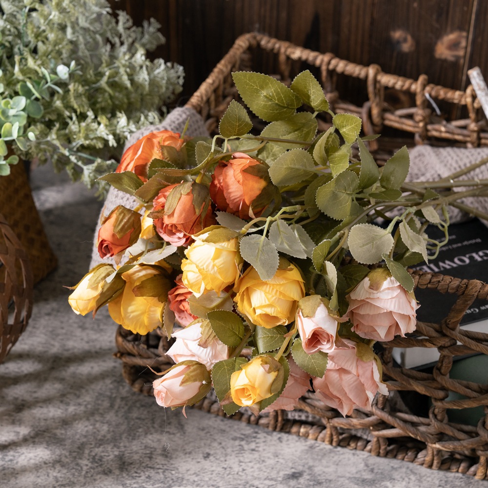 綠植物三頭玫瑰花仿真花廠家假花批發婚慶裝飾工藝品MW66008