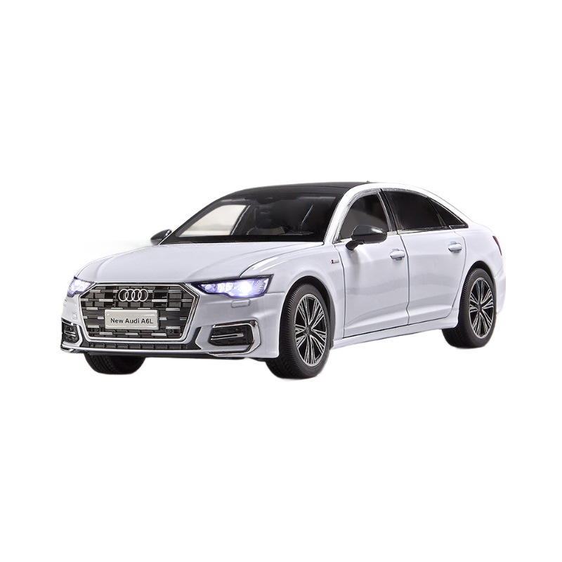 Autorización genuino 1:18 Audi A6 claraboyas panorámicas rueda delantera Tire hacia atrás simulación interior aleación modelo de coche deportivo adornos