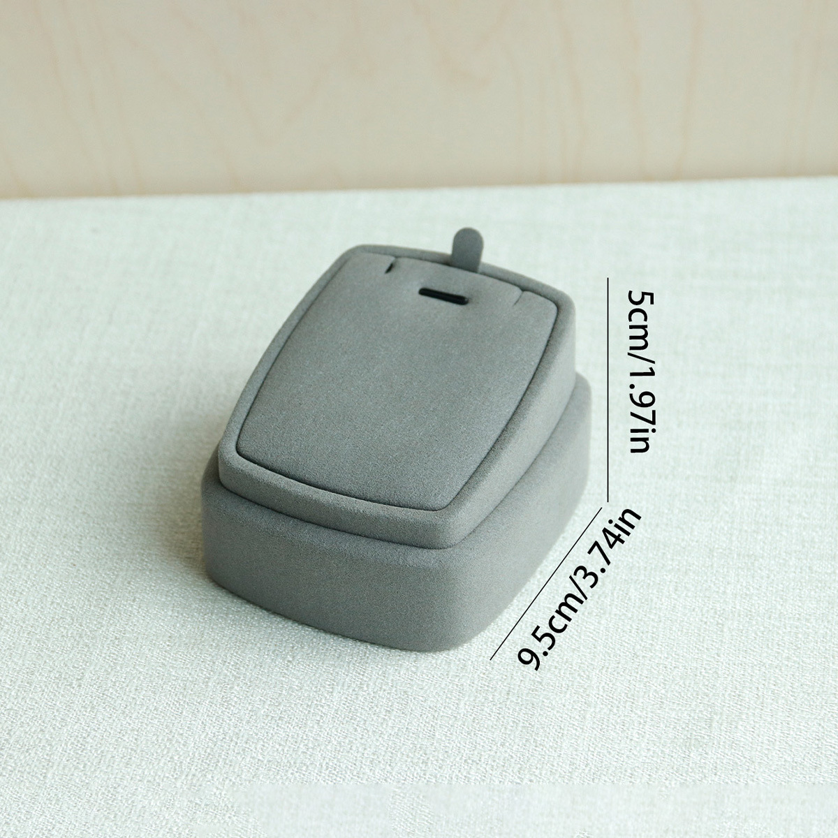 ¿̨˻ɫ鱦չʾ׹μָܽм