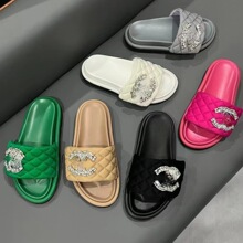 外贸小稥风水钻扣菱格拖鞋女厚底春夏季圆头交叉面包一字凉拖防滑