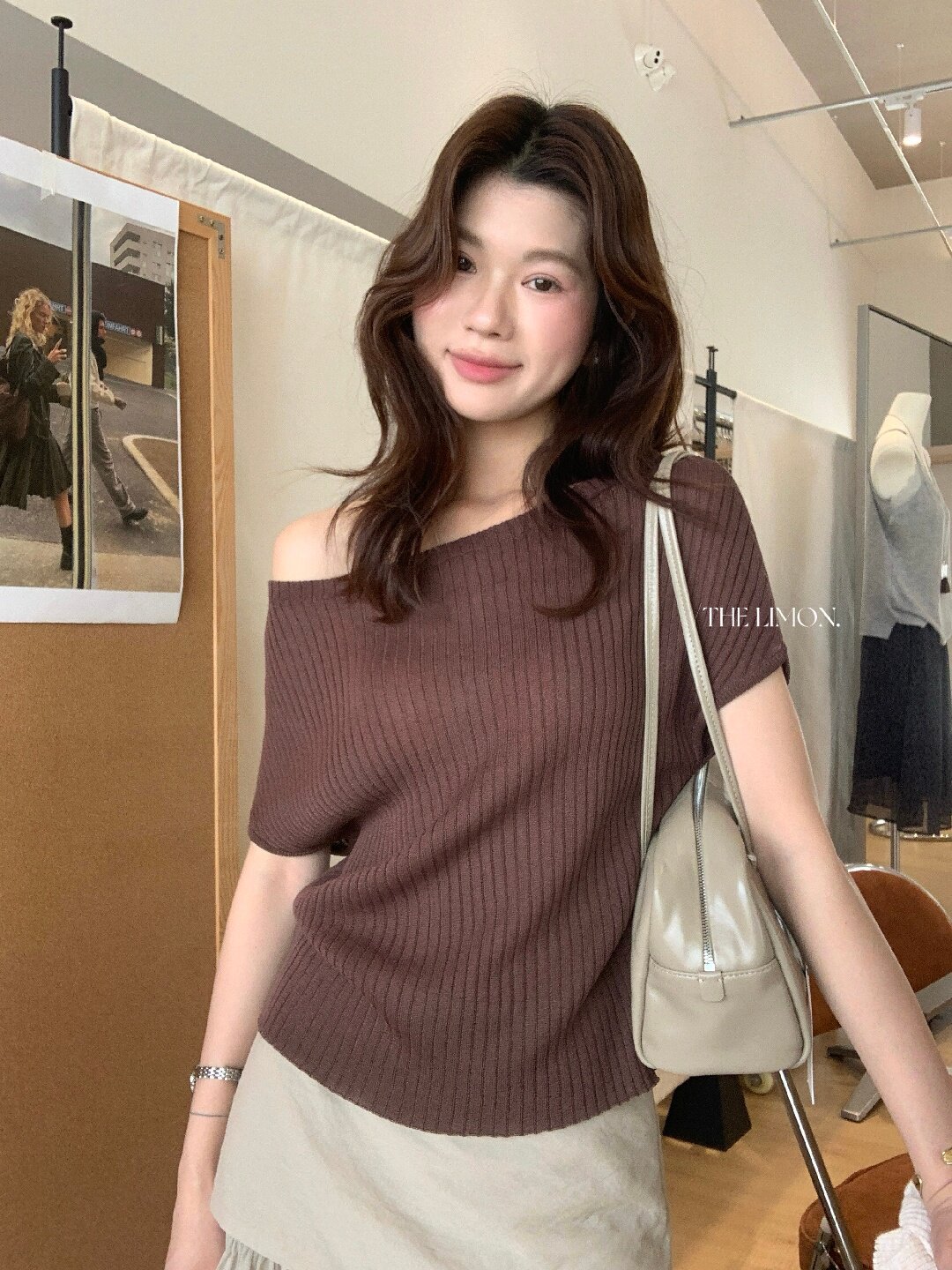 Áo thun nữ cổ tròn basic tay ngắn phong cách Hàn Quốc — Cà phê, màu đen, Bột củ sen, trắng ngà chi tiết 87
