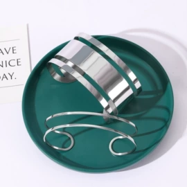 项链;手链;戒指