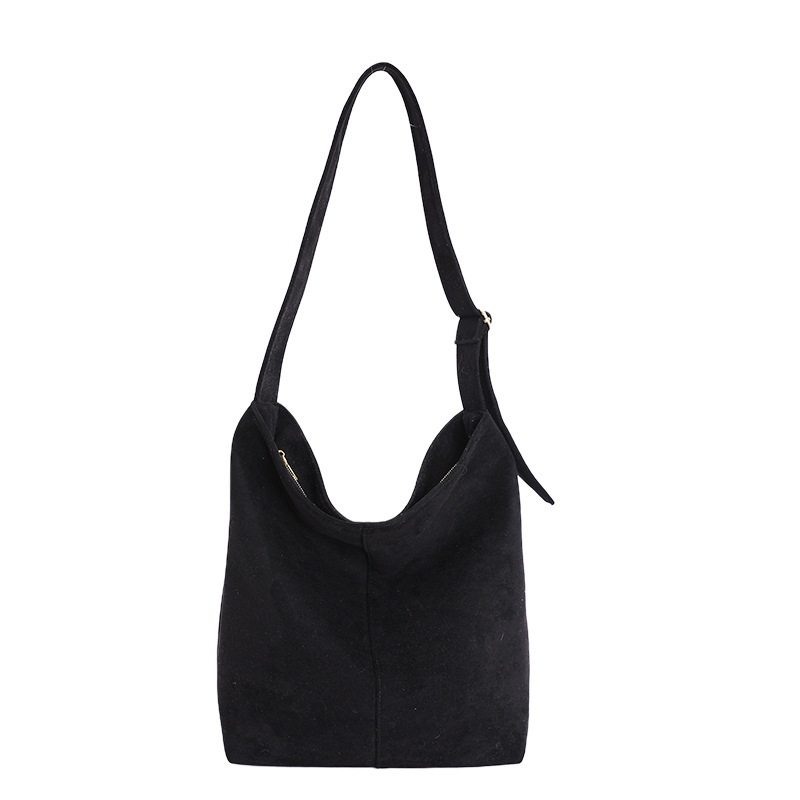 Otoño y invierno coreano de seda bolsa de balde de gran capacidad de hombro bolso de mano para mujeres 2025 nuevo retro viaje mochila