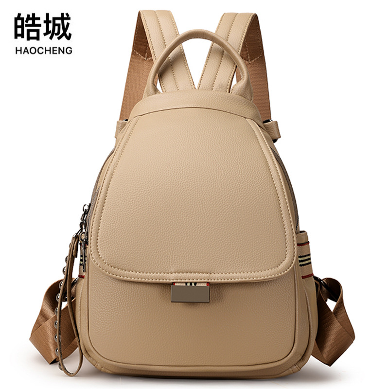 2024 otoño nueva mochila de cuero suave para mujer de alta calidad moda todo-fósforo viajes al aire libre mochila pequeña de doble uso marea