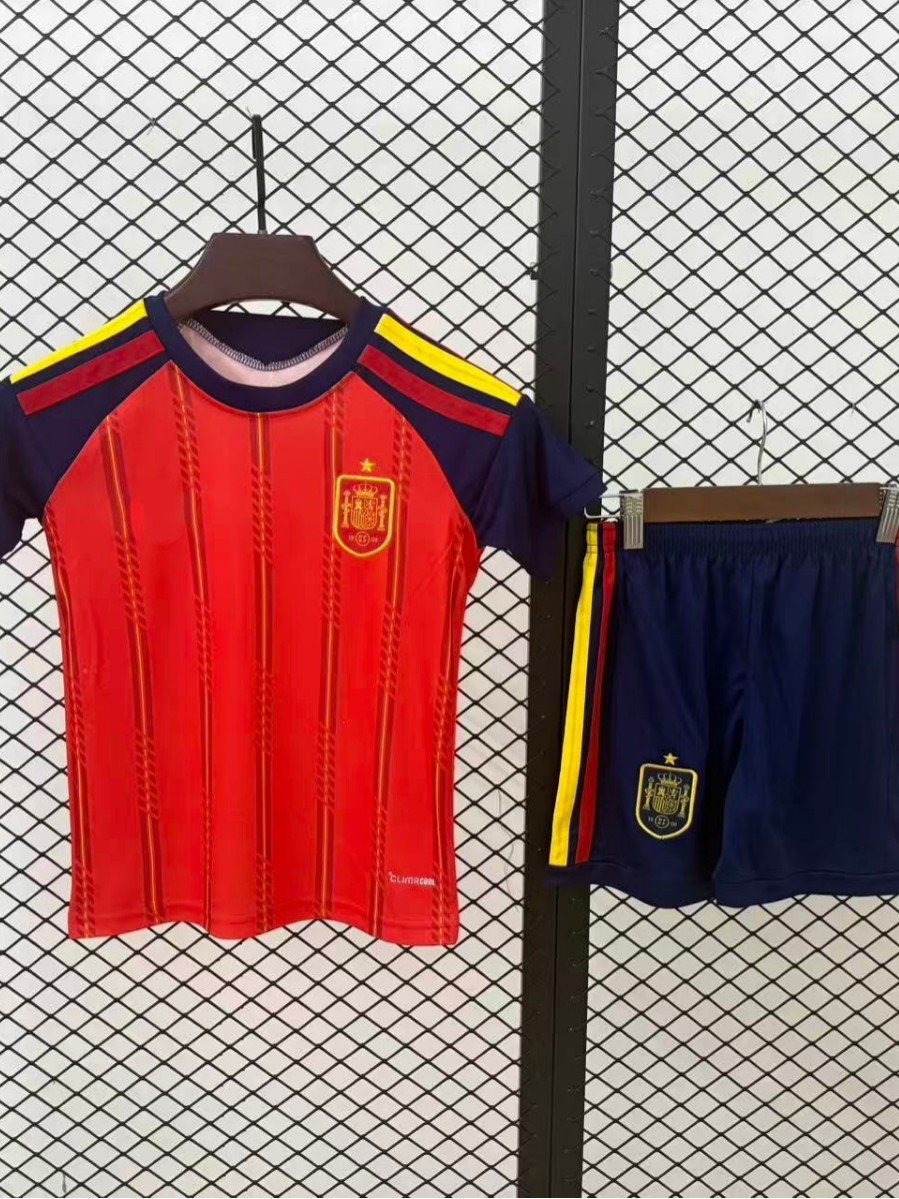 26-27 Portugal Brasil Francia Liverpool Real Madrid México Fútbol infantil