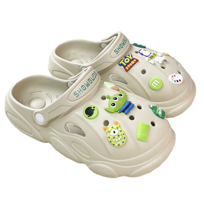 New DIY Cave Shoes Wholesale for Women Japanese Cute Cartoon Couples Wearing Baotou Slippers and Nurse Garden Shoes New DIY Cave Shoes Wholesale for Women Japanese Cute Cartoon Couples Wearing Baotou Slippers and Nurse Garden Shoes