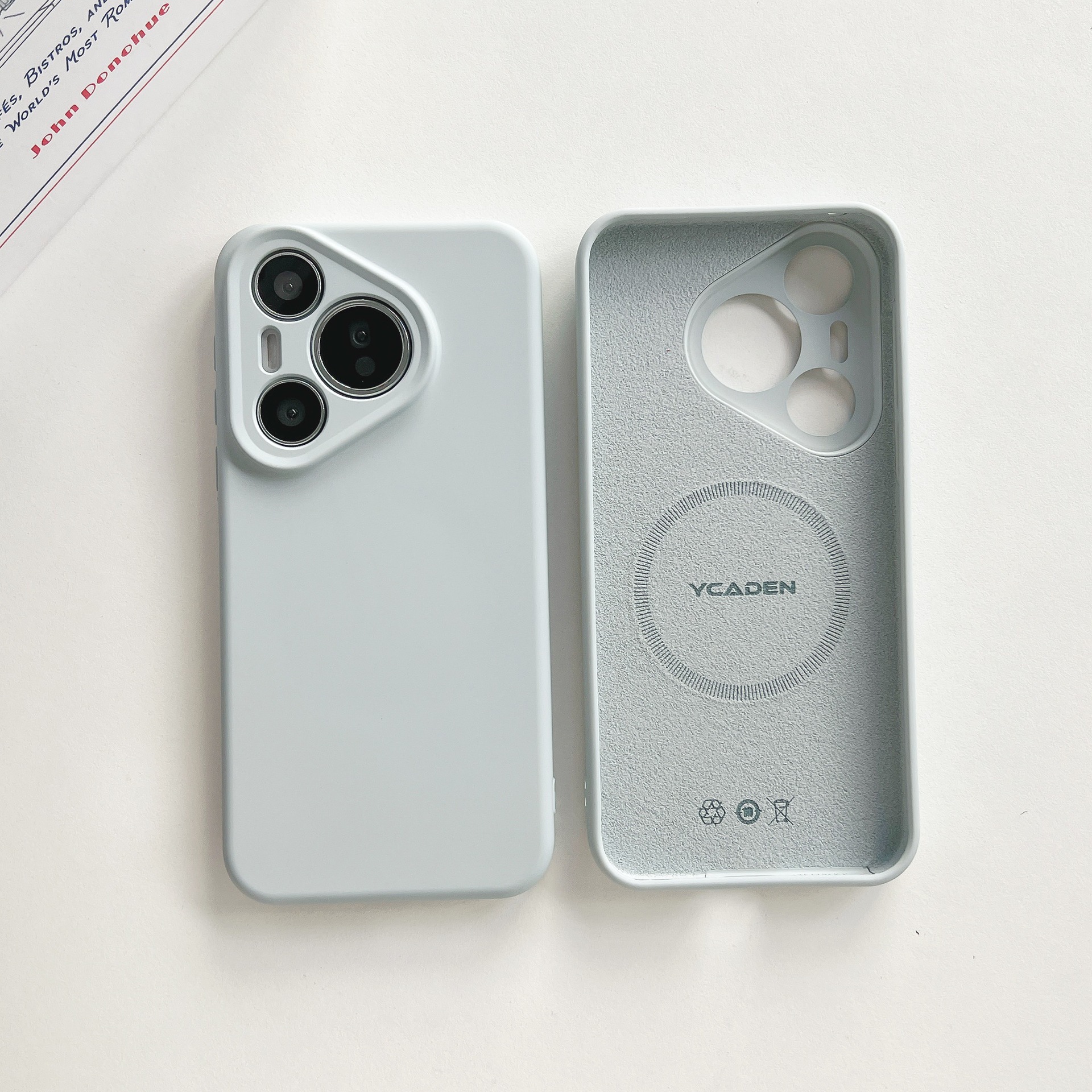 Cloud cyan + [magnetic suction]