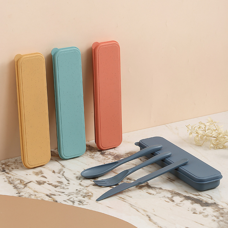 Nordic Style Plastic Cutlery Set for Students, Outdoor Travel, Picnic, Wheat Straw Portable Knife, Fork, and Spoon Three-Piece Set Nordic Style Plastic Cutlery Set for Students, Outdoor Travel, Picnic, Wheat Straw Portable Knife, Fork, and Spoon Three-Piece Set
