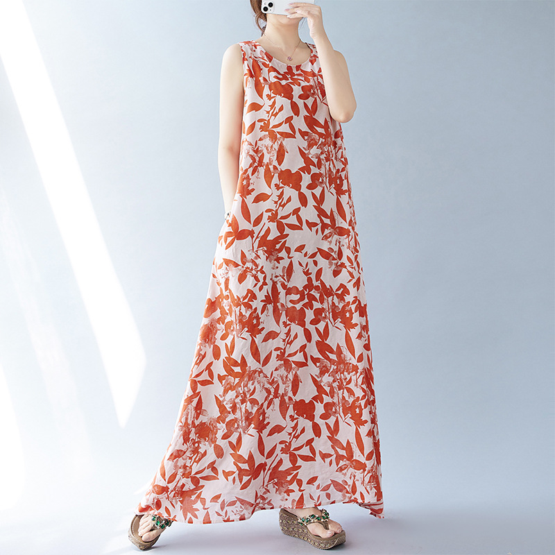 Real Shot Of The 2024 Summer New Bohemian Artistic Loose Sleeveless Round-neck Printed Mid-length Dress For Women_ecoleips.com