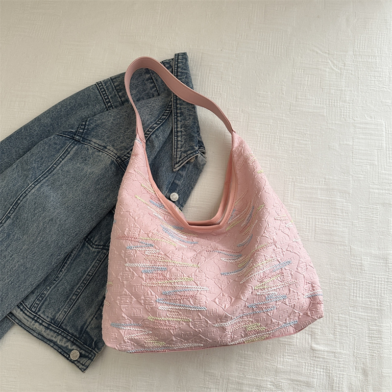 Casual versátil bolso de nylon para mujeres 2024 nuevo popular bolso de hombro de moda super caliente