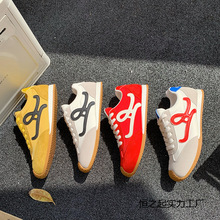 复古芭蕾德训女鞋2025新款户外登山休闲板鞋内增高运动阿甘鞋批发