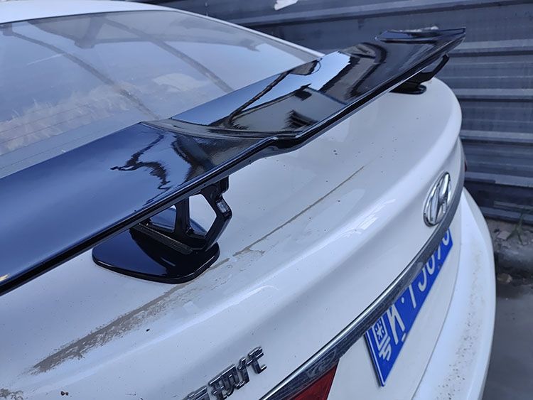 General car non-perforated rear wing modification parts two three-compartment high rear wing fixed wind wing GT racing wing trunk decoration