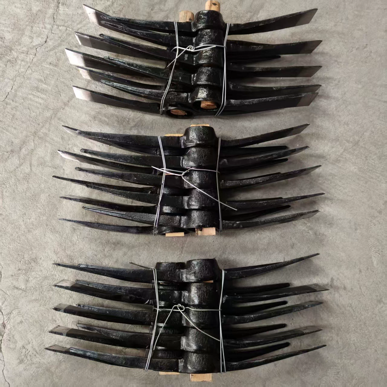 Стальная кирка, кирка, кирка, крестовая кирка, плоская железная кирка, двойная плоская рубка, молоток, сельскохозяйственная строительная шахта