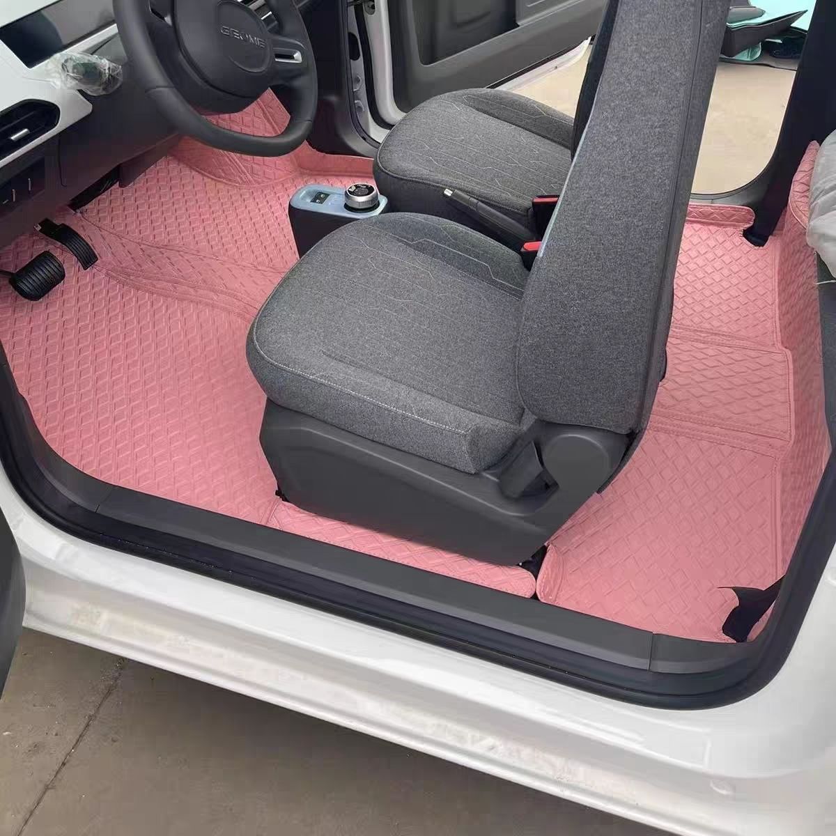 Suitable for 23 panda mini foot pads surrounded by panda MINI modified interior universal car foot pads