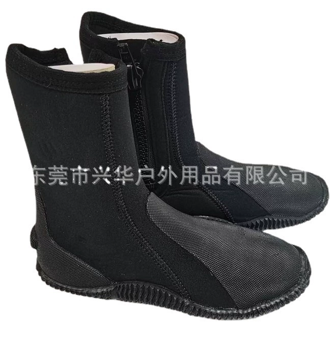 Spot 5MM diving shoes, vulcanized shoes, felt soles, vulcanized shoes, vulcanized shoes, river tracing shoes, vulcanized shoes, wave soles