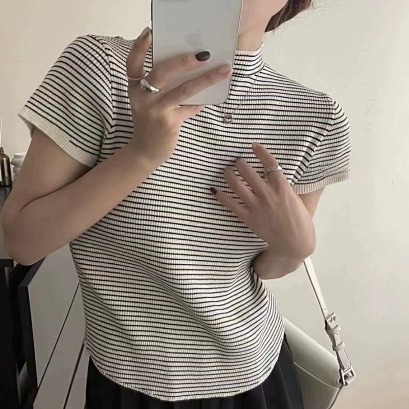 2024韩系半高领条纹短袖T恤女夏季新款修身显瘦后背镂空内搭打底