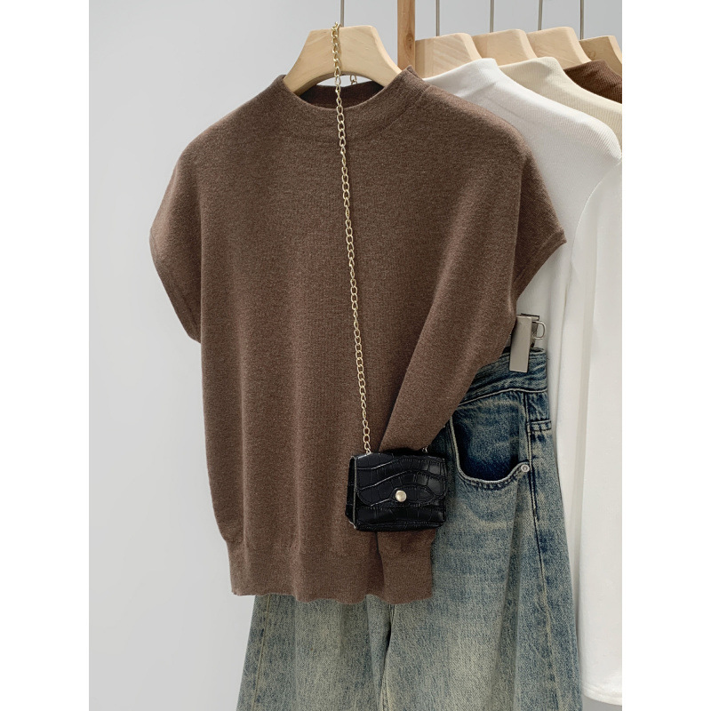 Retro Coffee-Colored Half-High Collar Sleeveless Knit Top for Women, Spring/Summer 2026 New Style, High-End Elegant Waist-Cinching Slimming Top
