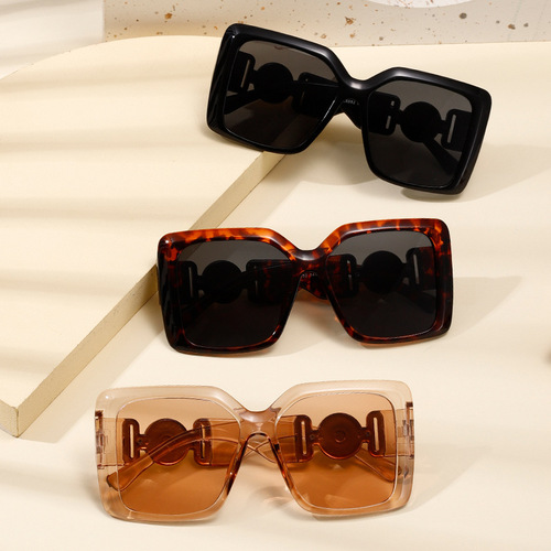 2024 cross-border new style large frame thick leg slimming sunglasses European and American fashion street photography sun protection sunglasses BL6852