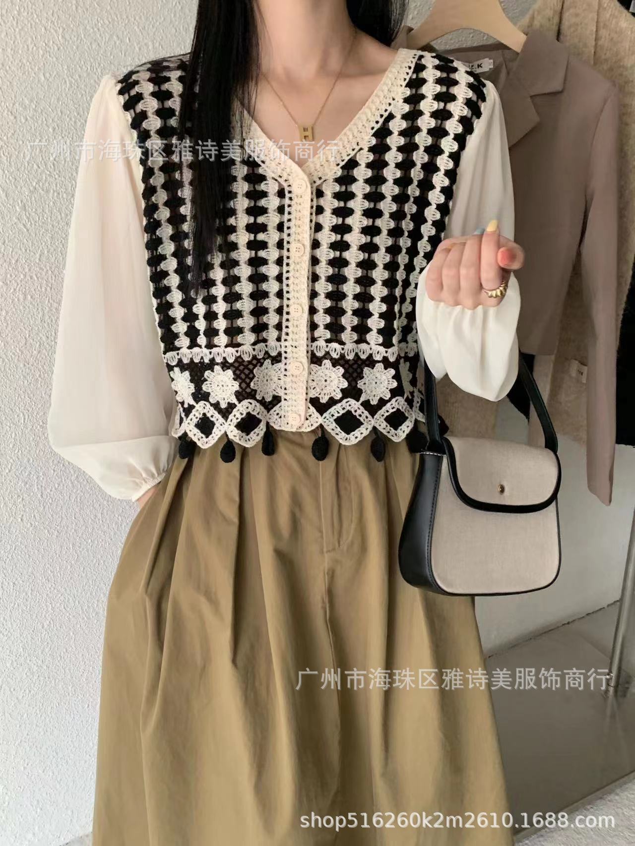 法式V领气质长袖雪纺衫女早秋镂空钩花拼接设计感小众短款上衣潮