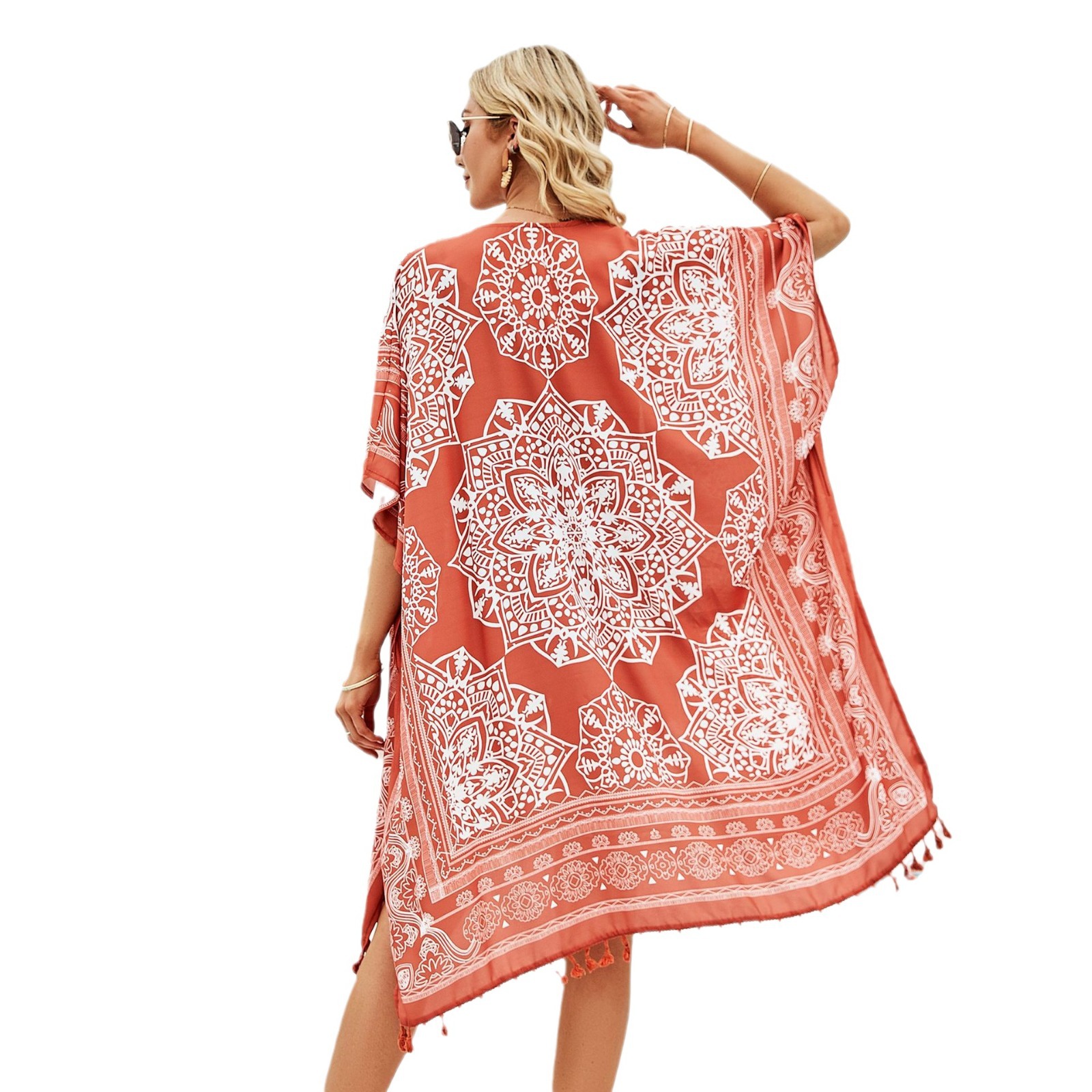 Nuevo pareo de playa de chifón de longitud media estilo bohemio para primavera y verano 2024 con estampado floral y protección solar