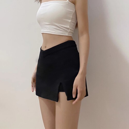 New 2024 Spring American Style Spicy Girl Bare Waist V-Shaped Bodycon Short Skirt for Women, Versatile with Slits, A-Line Ultra-Short Pants Skirt