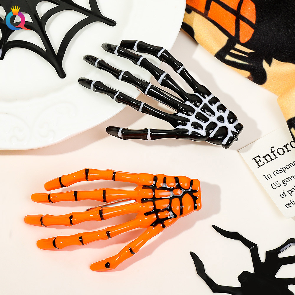 11g Weight Hair Clip Hair Accessories Type 1 Piece Quantity Daily, Festival Occasion Alloy Material Halloween Festival Ghost Hand Pattern Women's Gender Hip-Hop Style Halloween Hip-Hop Women's Ghost Hand Alloy Hair Clip 4