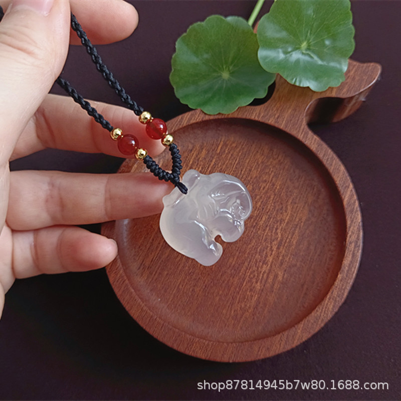 홍마노구슬로프를 얹은 칼세도니 양면 코끼리 (30*26mm)