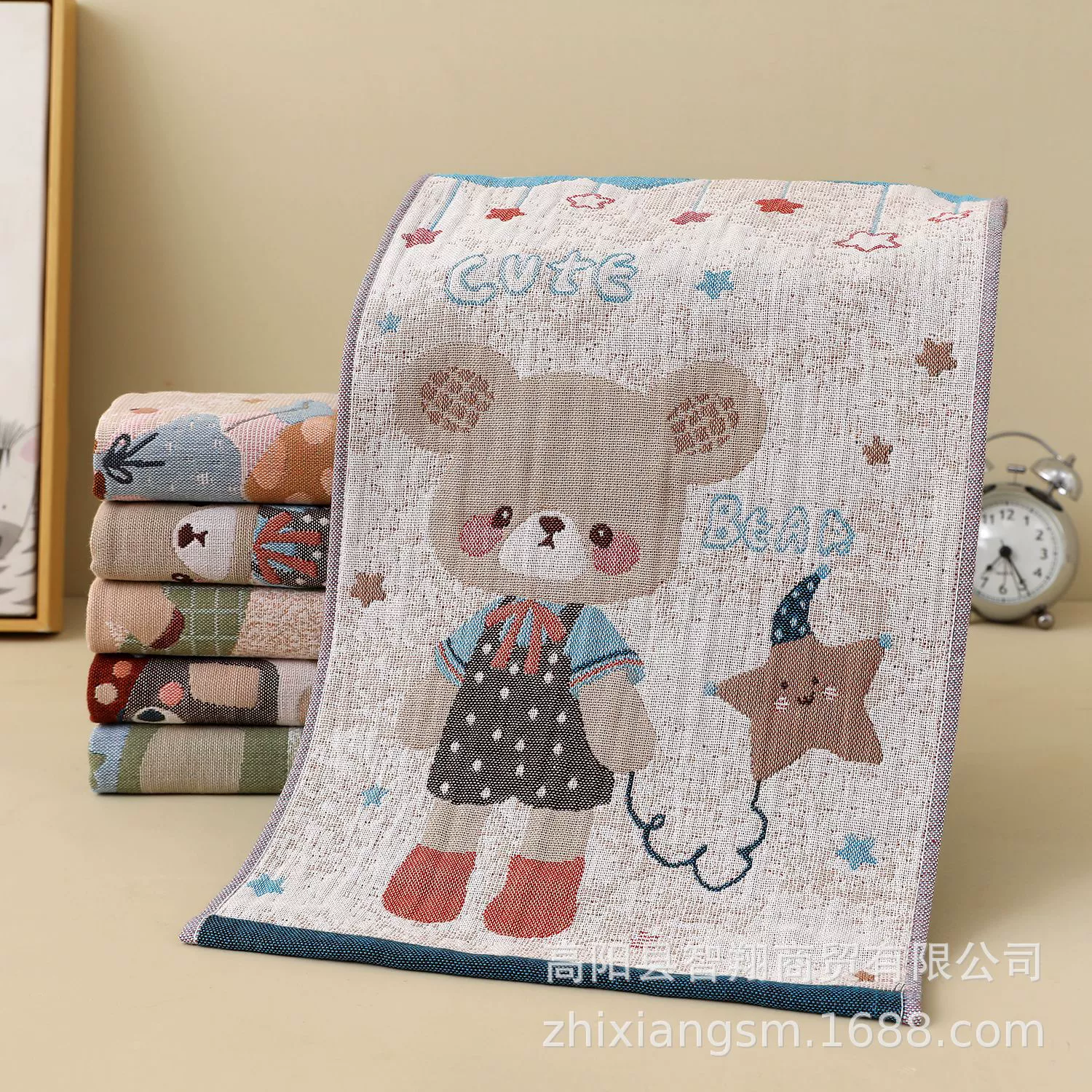 Gaoyang Manufacturer Wholesale Children's 25*50 Pure Cotton Jacquard Children's Scarf Dark Cartoon Thick Soft Water-Absorbing Hand Wipe