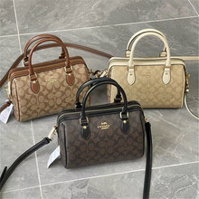 ޢ���¿�rowan ��ʿ�D��̖�����ϻ������Ů�μ�r��б������^��