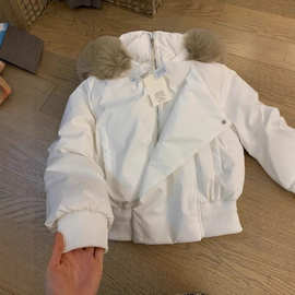 2025流行独特超好看毛领面包服外套女装冬季新款保暖加厚短款棉衣