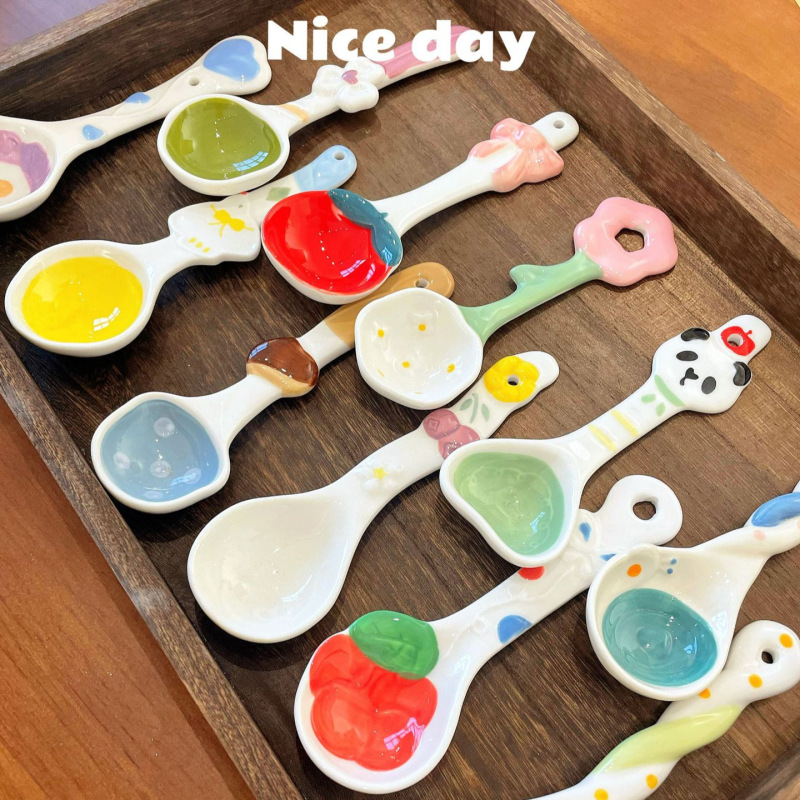 Ins风少女心かわいいセラミックスプーン家庭用赤ちゃんお食事スプーン高颜値デザートスプーンヨーグルトオート麦スプーン|undefined
