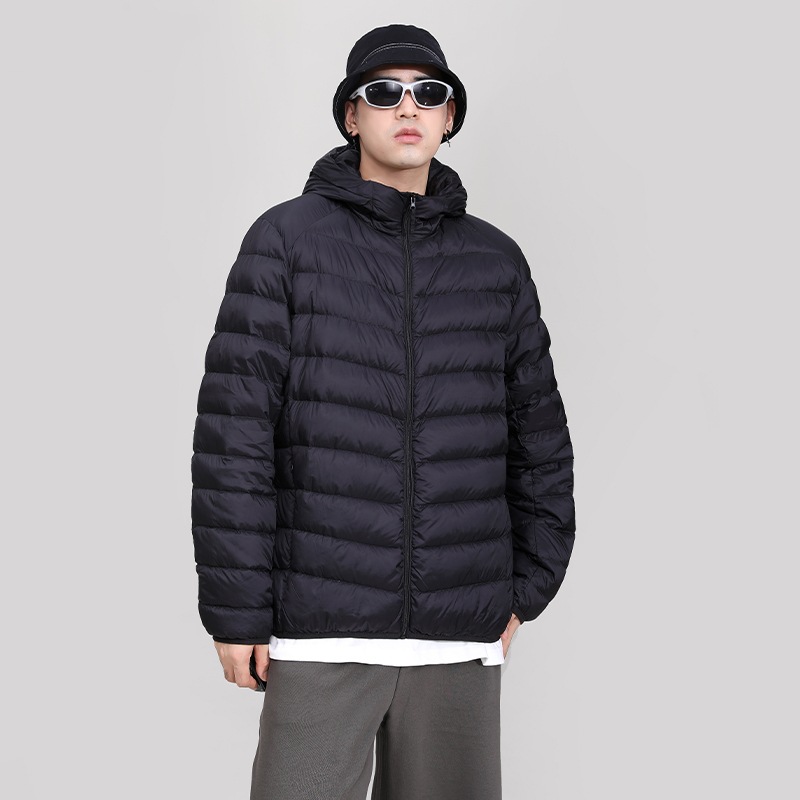 Lightweight and Stylish down Jacket for Men, High-End Winter New Outdoor Sports Youth Men's Duck down Hooded Jacket