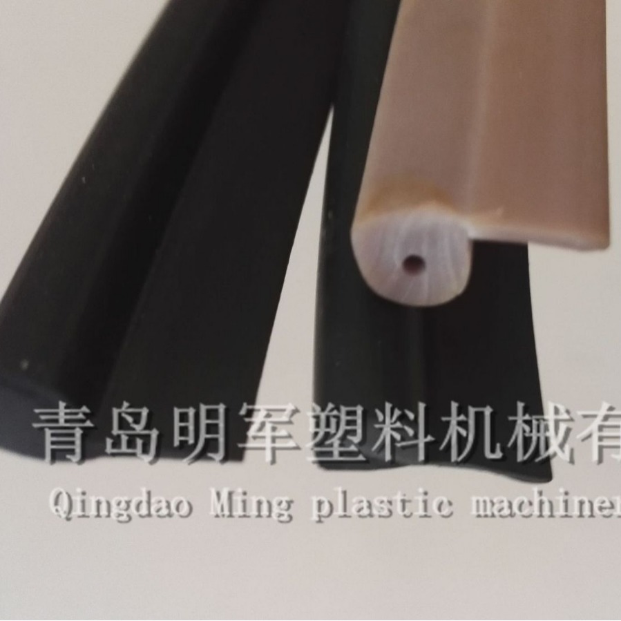 型材 异型材塑料挤出机  PVC型材 PC棒材 LED灯罩 喂鸡槽生产线