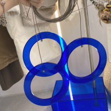 ���b�����Ȧ������չʾ��䓽z���h��Ů�b����мܵ����¼���؛��