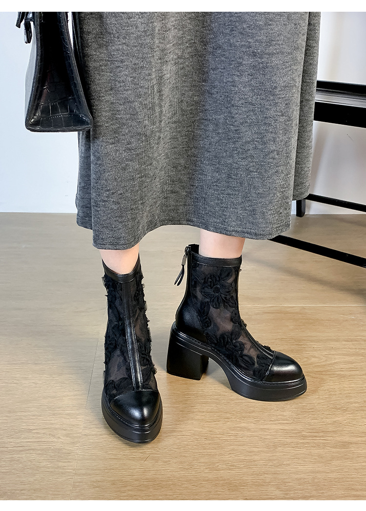 Boot nữ cổ thấp họa tiết ren hoa, gót cao 9 cm, mũi nhọn lưới thoáng khí — màu đen, màu trắng ngà chi tiết 16