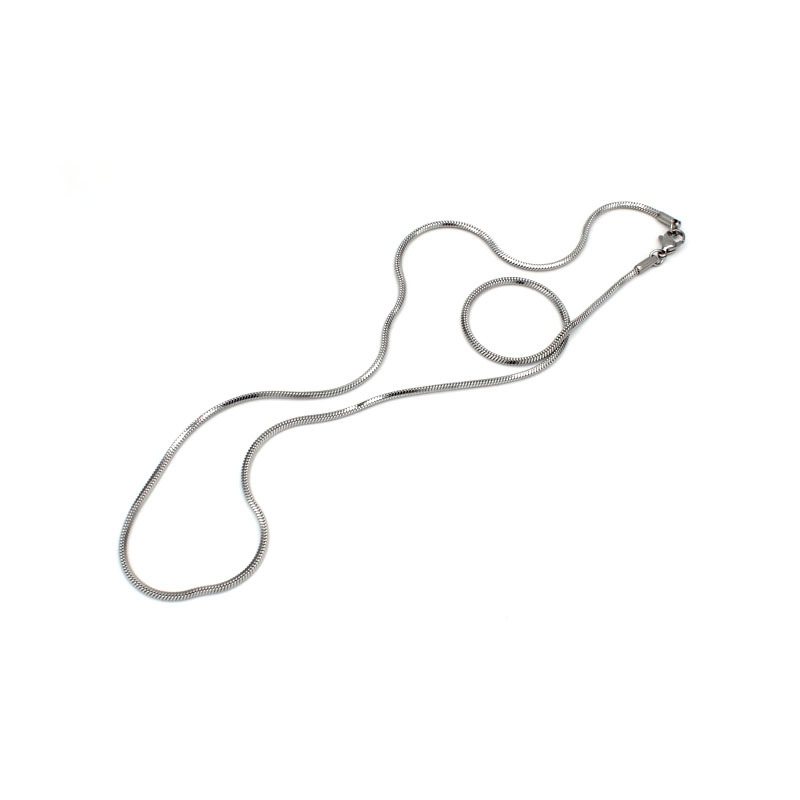 Minimalist Titanium Steel Collarbone Chain For Men Vintage Style_voghion.com