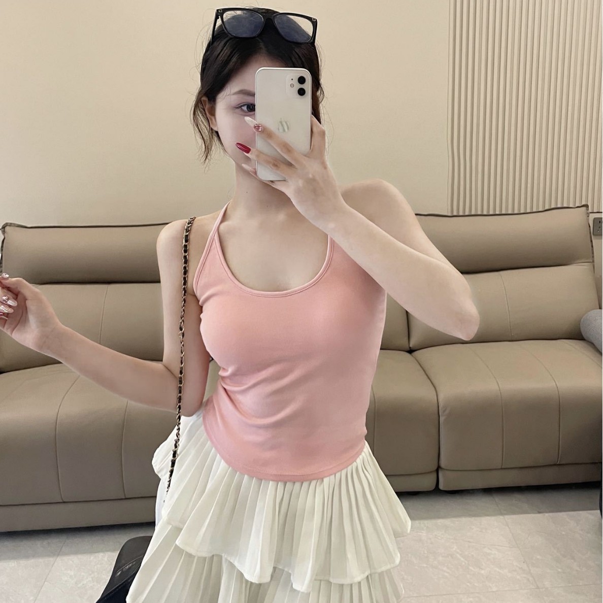 New American Style Sweet and Hot Back Beautiful Hong Kong Style Small Sling with Chest Pad Base Vest Women's Summer Neck Top