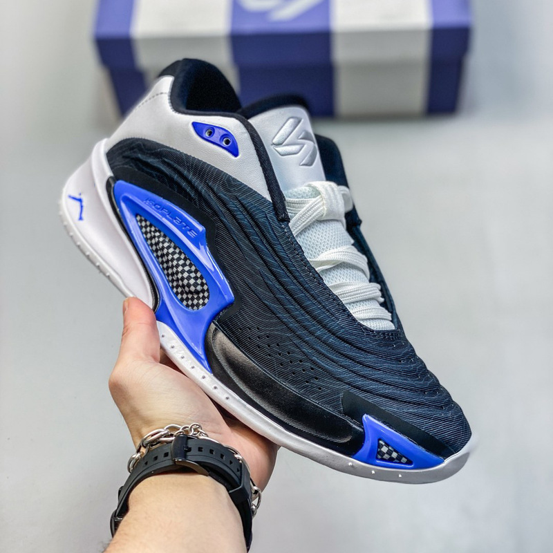 Pure Original Lukapf Men's Practical Shoes Basketball Pf Doncic Signature Boots Running Type High-Performance Sports Shoes Pure Original Lukapf Men's Practical Shoes Basketball Pf Doncic Signature Boots Running Type High-Performance Sports Shoes