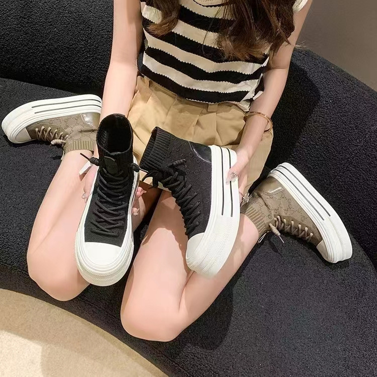 Koreanische Gestrickte Martin Stiefel für Frauen 2024 Neue Herbst Mode Lässig Vielseitig Dicken Sohlen Abnehmen Stretch Socken Kurze Stiefel für Frauen_voghion.com