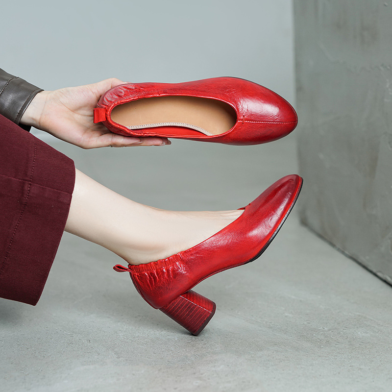 Retro Style Textured Horsehide High-Heeled Shallow-Mouthed Single Shoes for Women 2026 Spring New Round-Toe Versatile Chunky Heel Small Leather Shoes for Women Retro Style Textured Horsehide High-Heeled Shallow-Mouthed Single Shoes for Women 2026 Spring New Round-Toe Versatile Chunky Heel Small Leather Shoes for Women