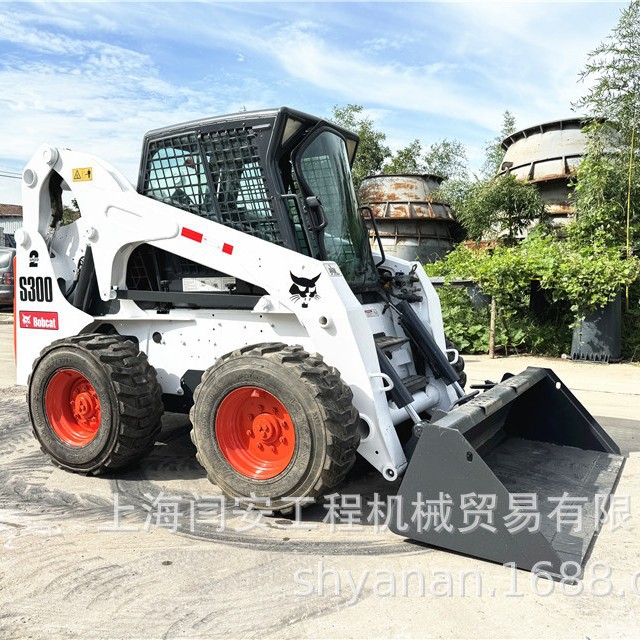 转让出口二手高流量滑移装载机 山猫S300型号 可带铣刨机