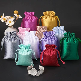 首饰包装;绒布袋;圣诞装饰品