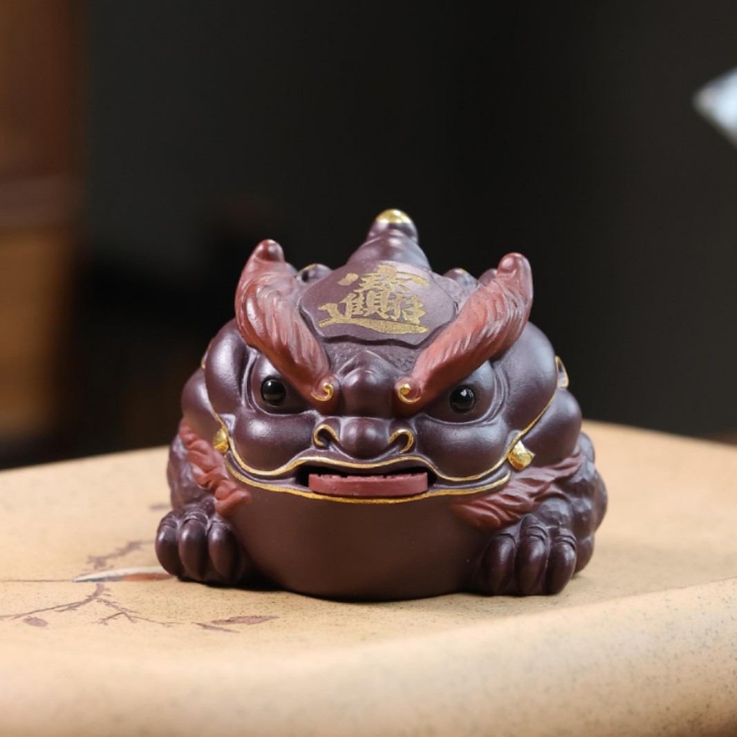 紫砂招财描金金蟾茶宠茶桌摆件精品可养茶台装饰品茶具配件摆设